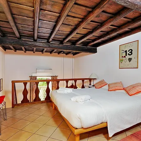 Apartment Campo Marzio Studio Apartment | Romeloft Rom