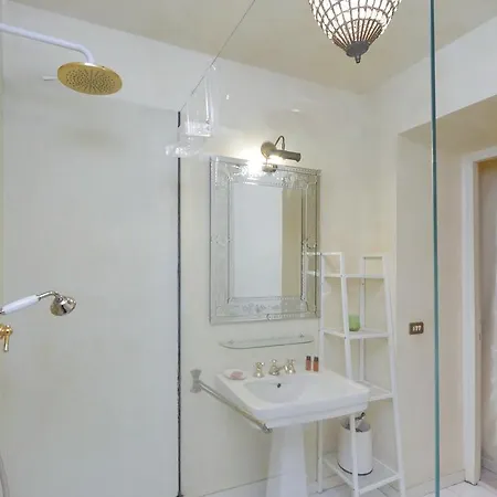 Campo Marzio Studio Apartment | Romeloft *