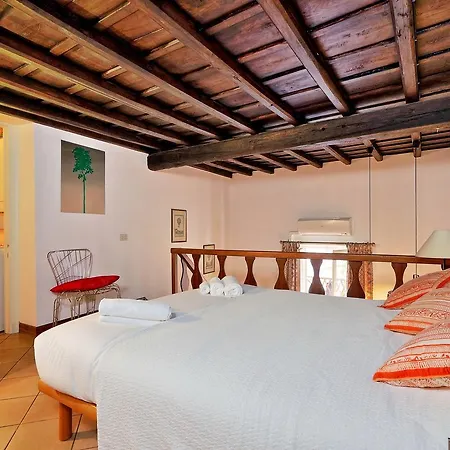 Campo Marzio Studio Apartment | Romeloft